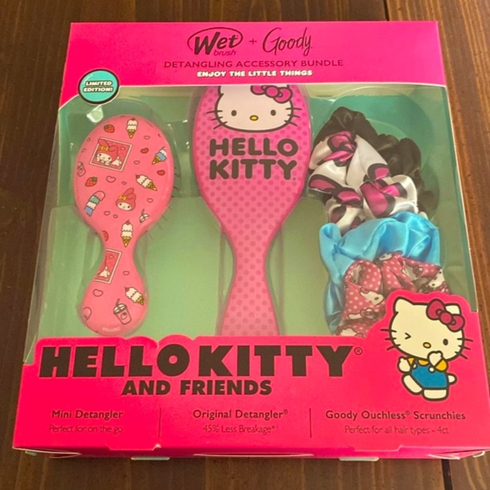🌟Limited Edition🌟 Hello Kitty Wet Brush Set